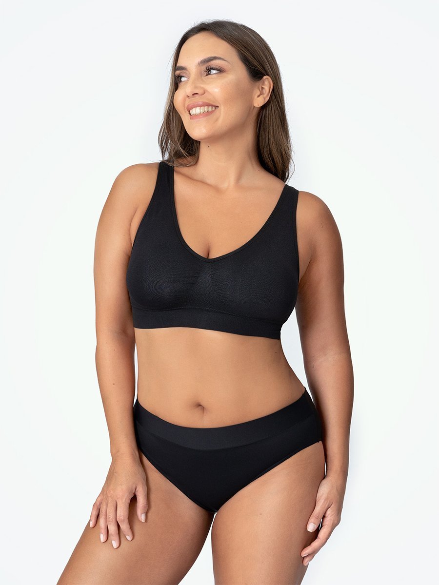Going braless under quarantine – Should it stay or should it go? 3 Truekind™ Everyday Essential Throw-on Wireless Bra